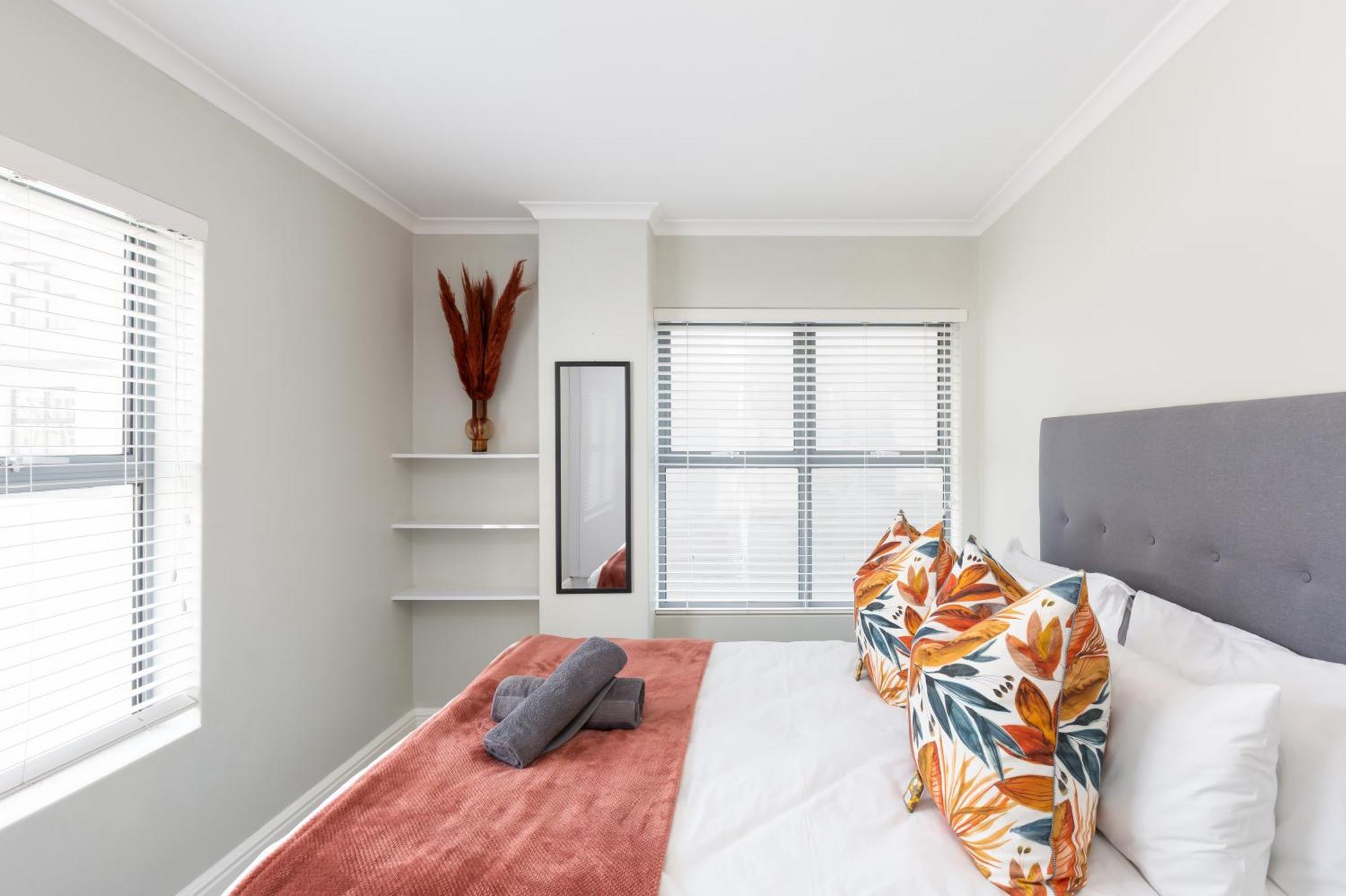 Paragon Devils Peak 3 Bed 2 Bath