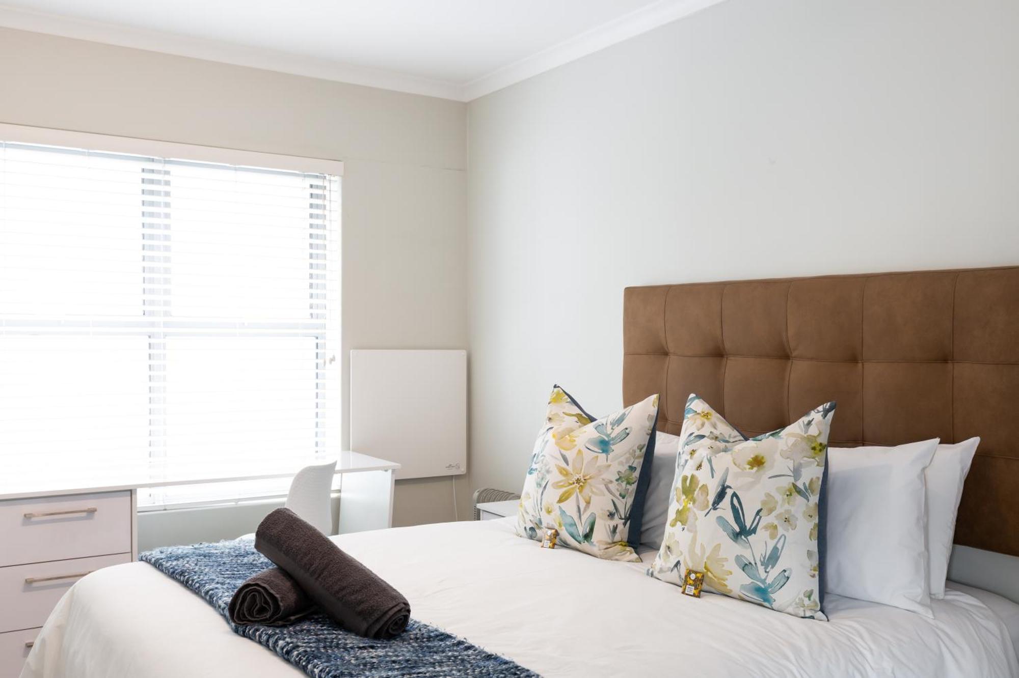 Apartment Paragon Devils Peak 3 Bed 2 Bath