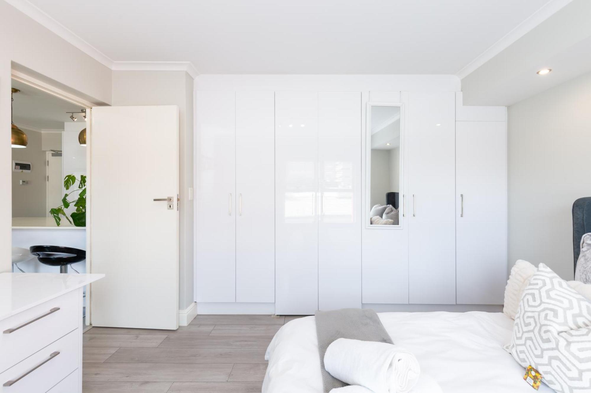 Paragon Devils Peak 3 Bed 2 Bath Apartment Kapstadt